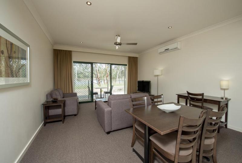Clare Country Club Hotel Exterior foto