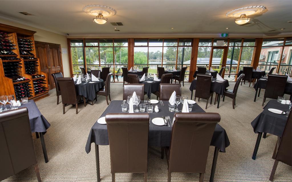 Clare Country Club Hotel Exterior foto