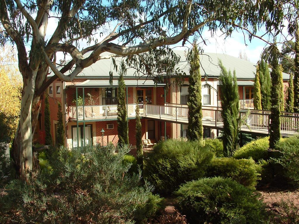 Clare Country Club Hotel Exterior foto